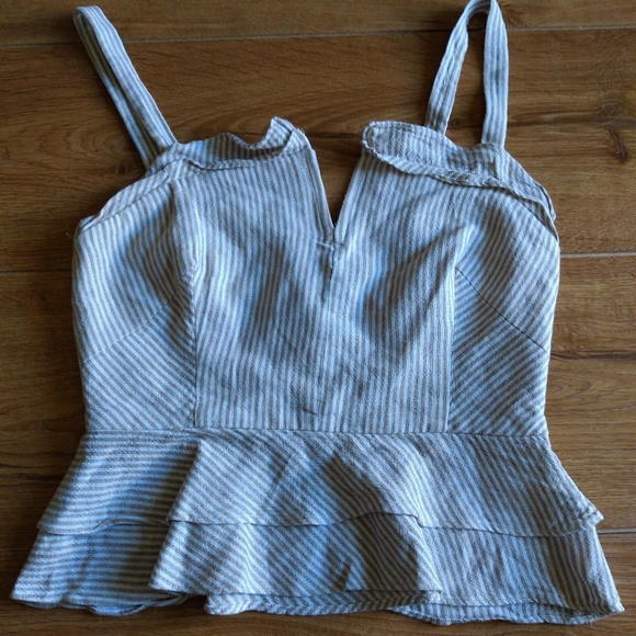 INTERMIX Tops - Intermix cropped bustier top